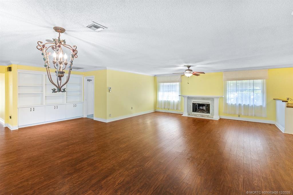 3181 Southeast Fairway West Stuart, FL 34997 - Photo 21 of 59