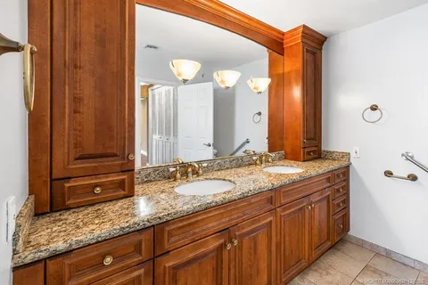 $599,000 | 3181 Southeast Fairway West, Stuart, FL 34997