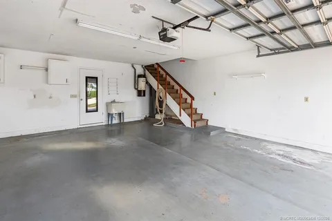 $599,000 | 3181 Southeast Fairway West, Stuart, FL 34997