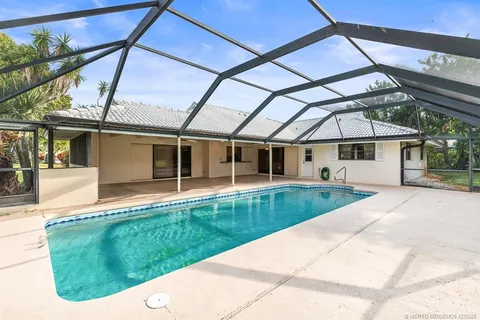 $599,000 | 3181 Southeast Fairway West, Stuart, FL 34997