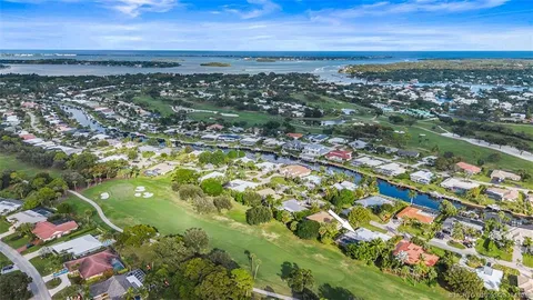 $599,000 | 3181 Southeast Fairway West, Stuart, FL 34997