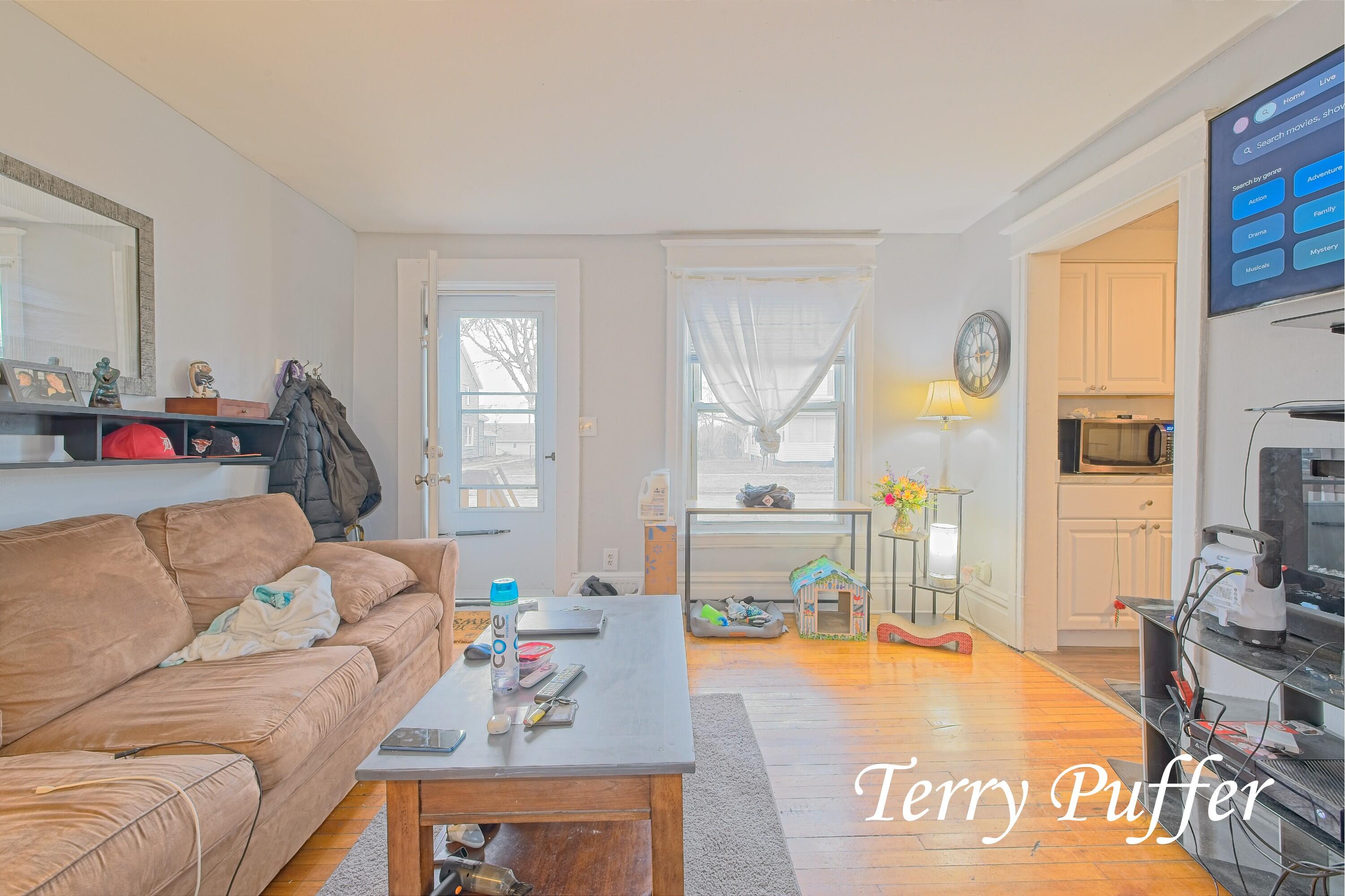 267 Myrtle Avenue Muskegon, MI 49442 - Photo 12 of 31 IMG_8015_HDR