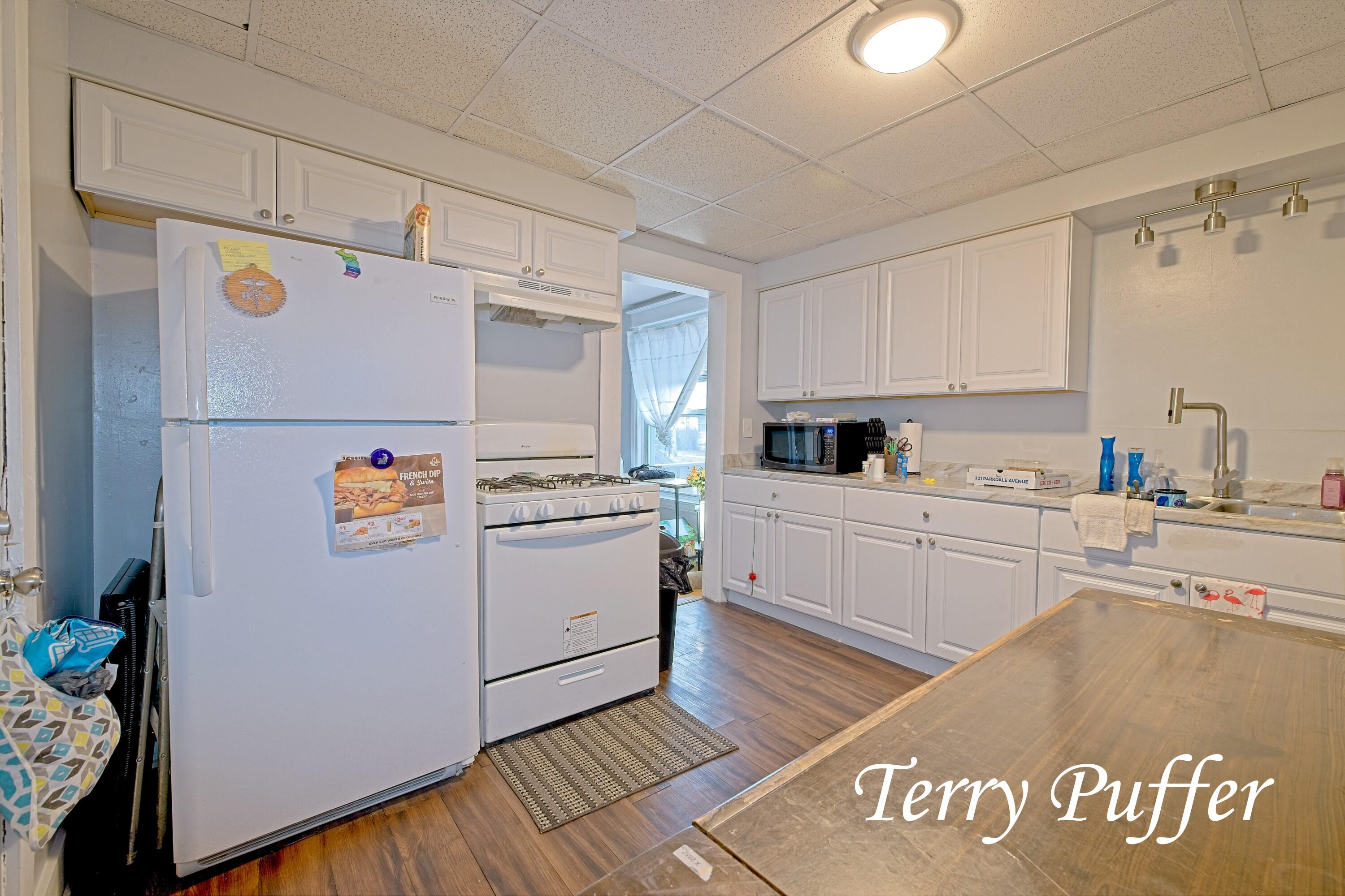 267 Myrtle Avenue Muskegon, MI 49442 - Photo 14 of 31 IMG_8003_HDR