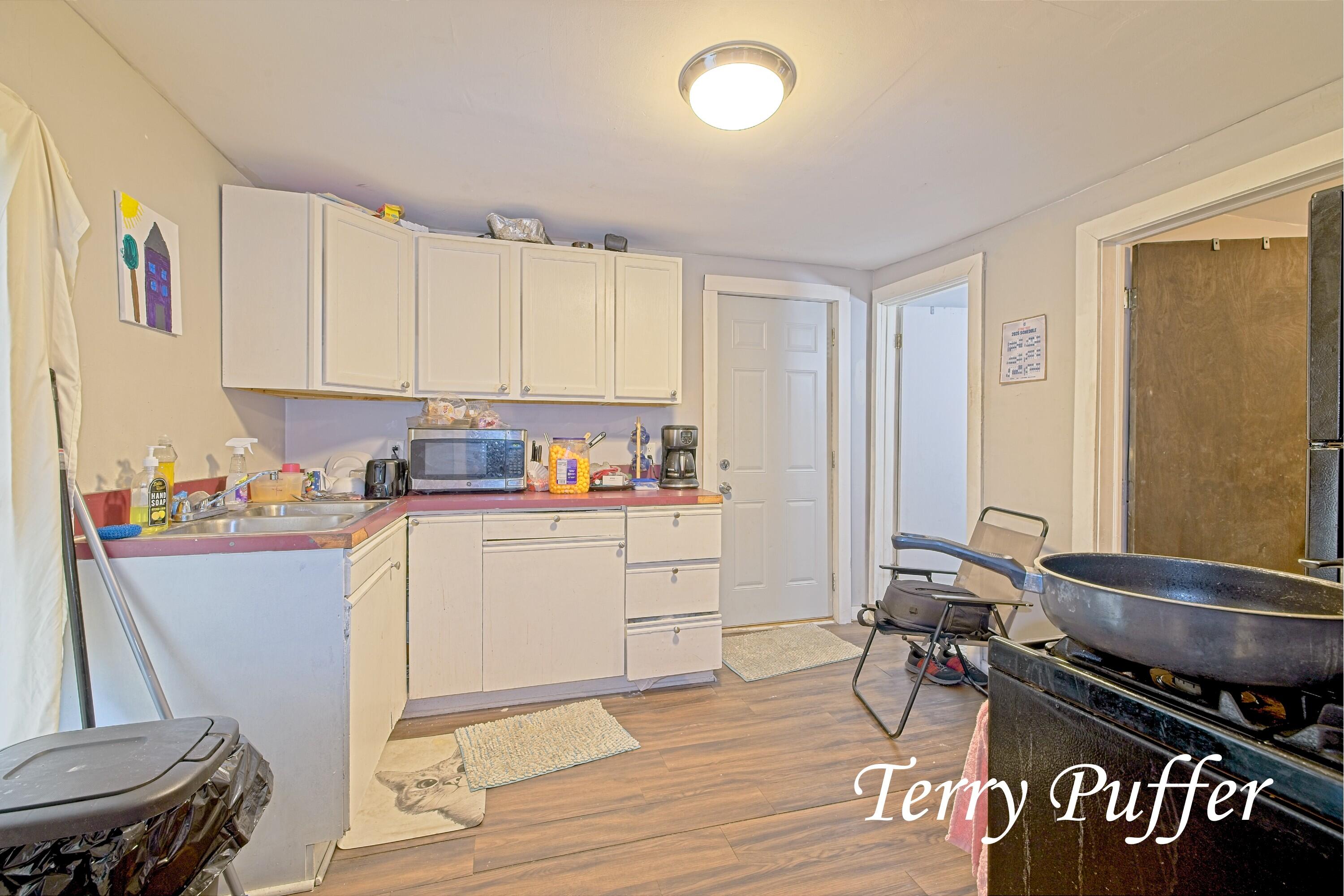 267 Myrtle Avenue Muskegon, MI 49442 - Photo 19 of 31 IMG_8079_HDR