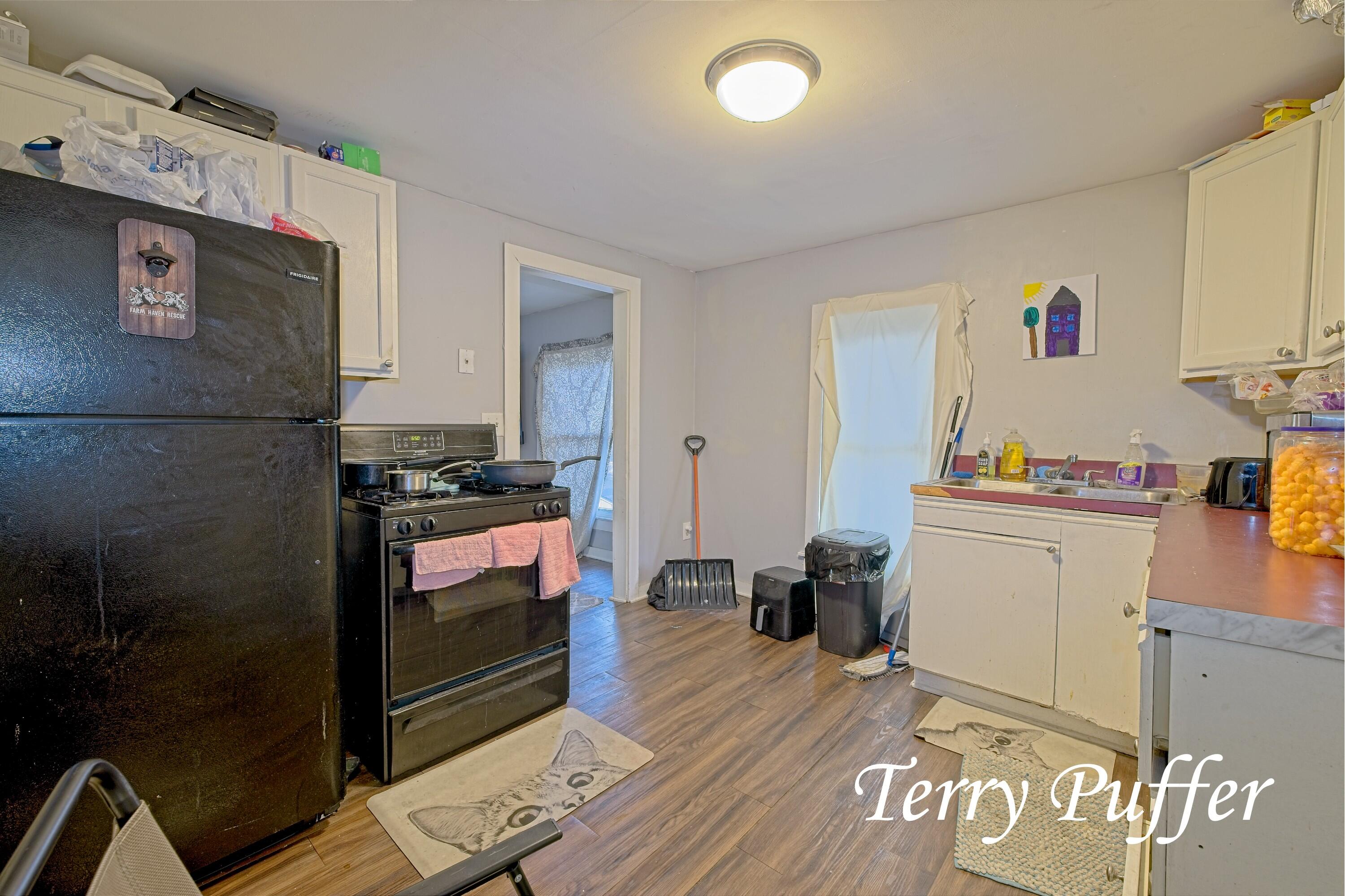 267 Myrtle Avenue Muskegon, MI 49442 - Photo 20 of 31 IMG_8067_HDR