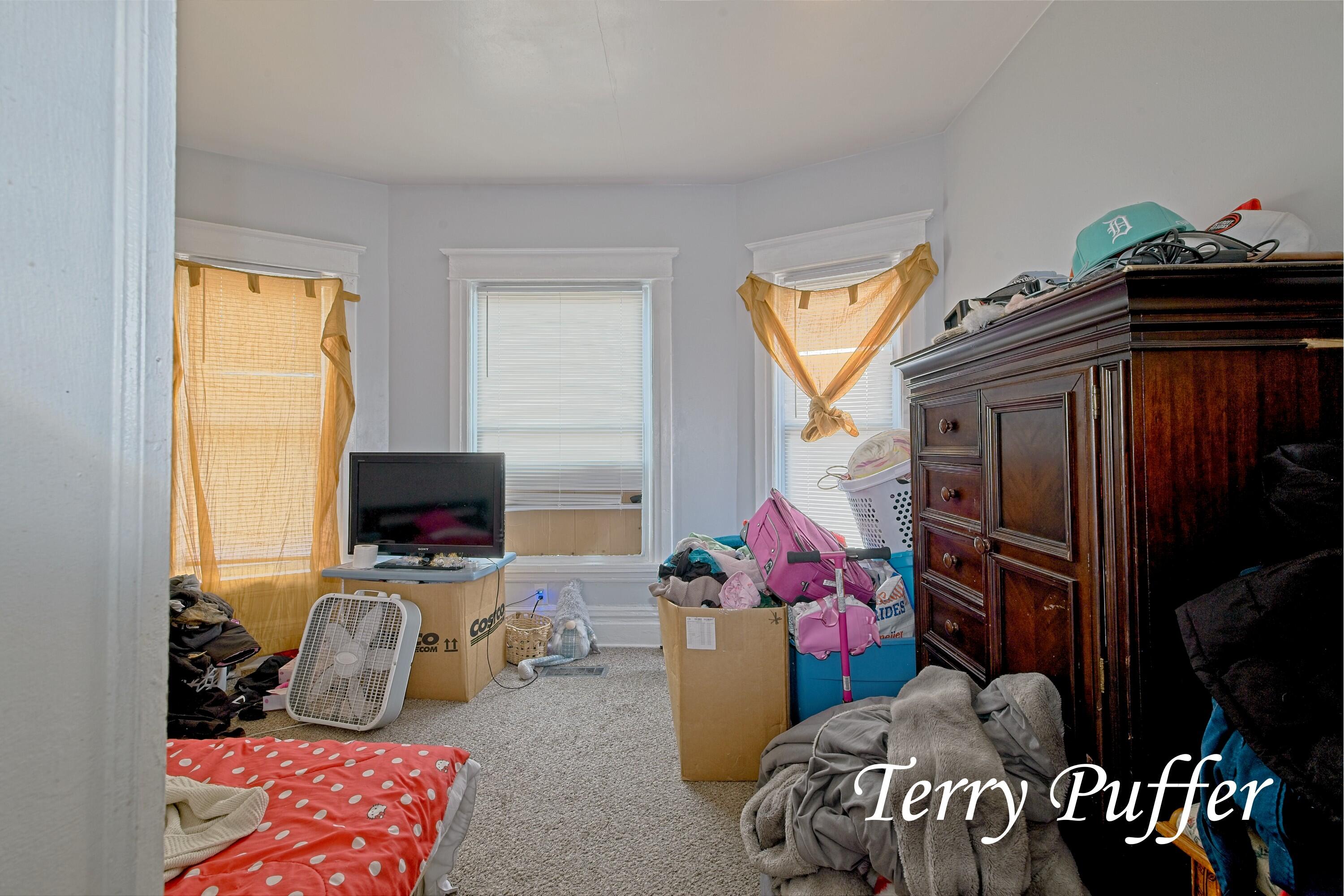 267 Myrtle Avenue Muskegon, MI 49442 - Photo 6 of 31 IMG_8047_HDR