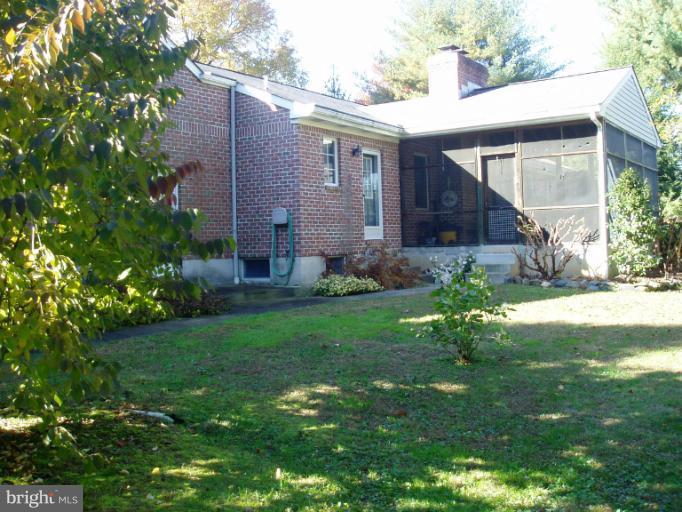 110 Pine Valley Road Elkton, MD 21921 - Photo 1 of 28 Screened Porch on Back