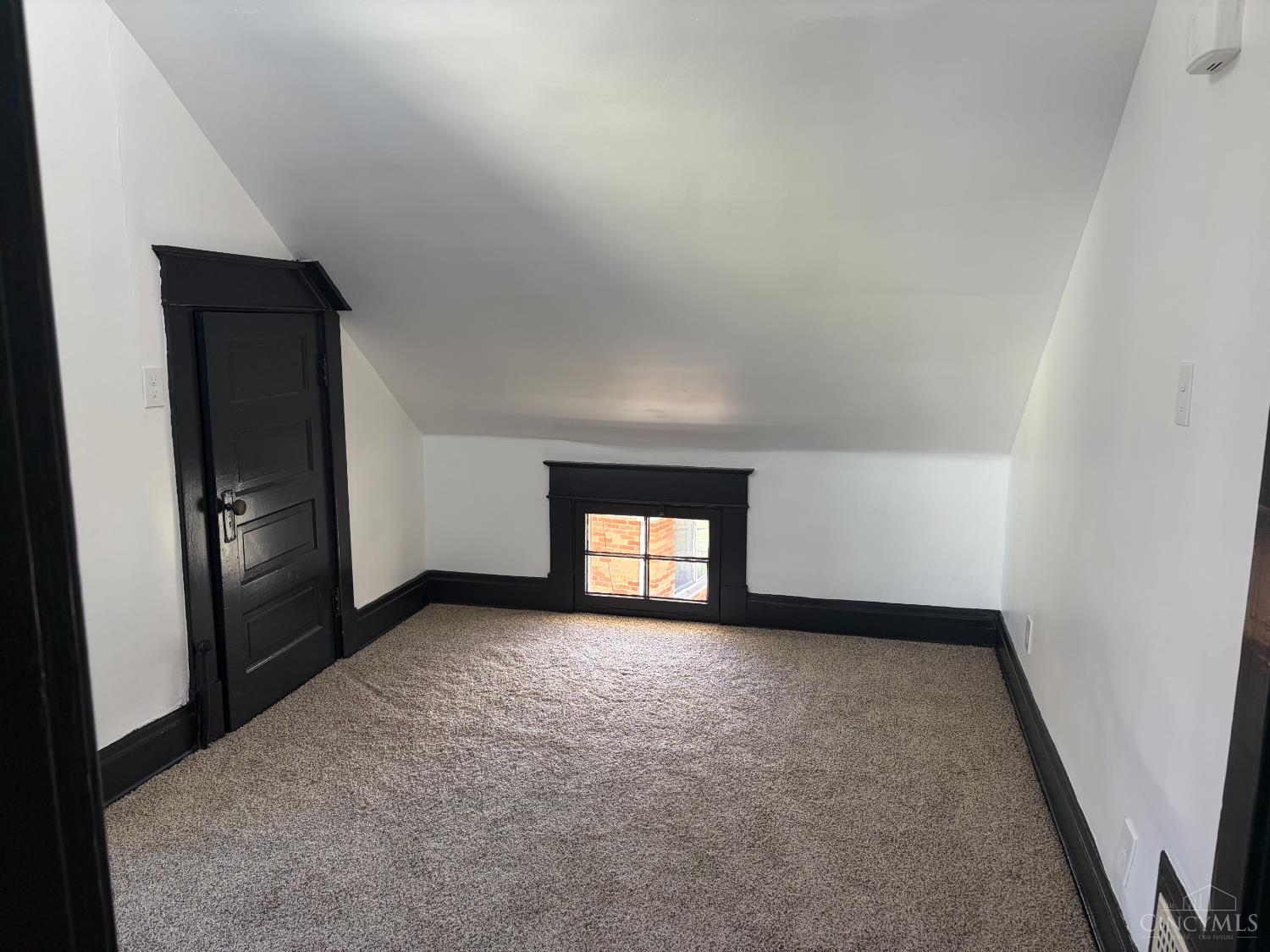 6240 Red Bank Road Cincinnati, OH 45213 - Photo 17 of 23 Gallery Image 17