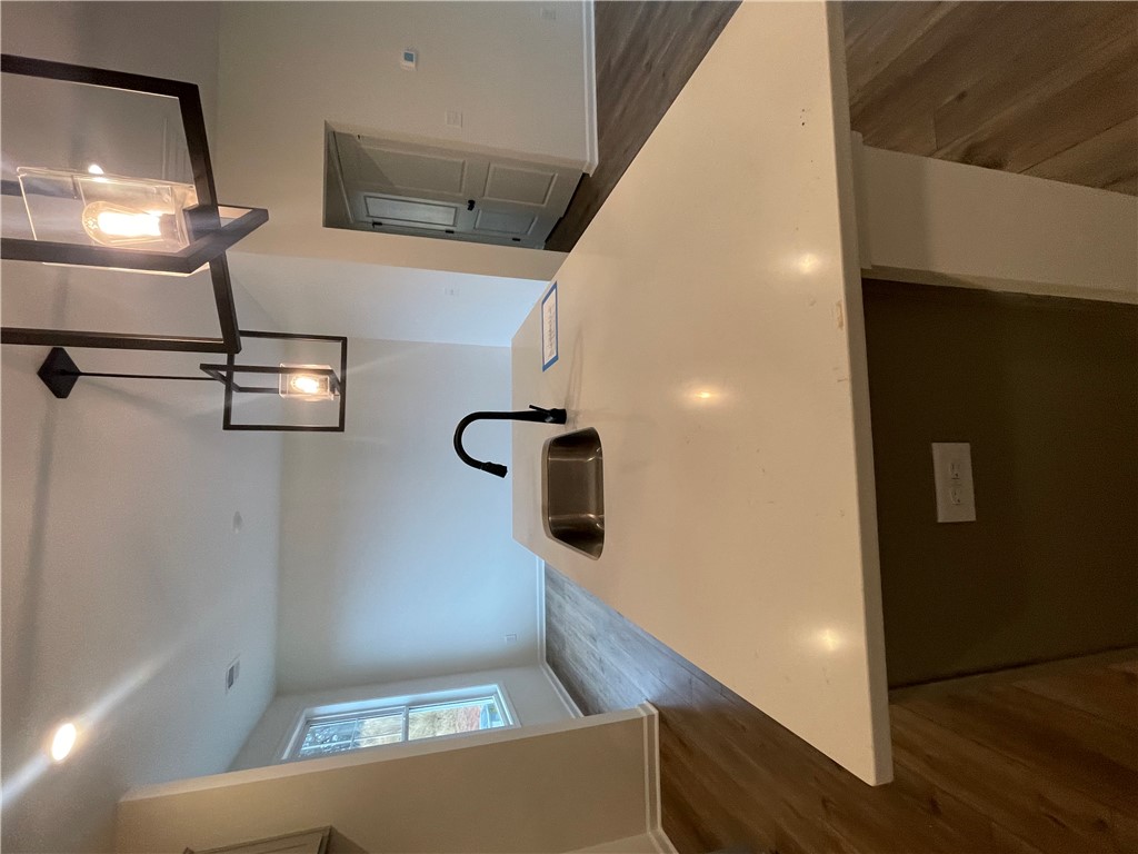 22 Halsey Street Central, SC 29630 - Photo 5 of 44