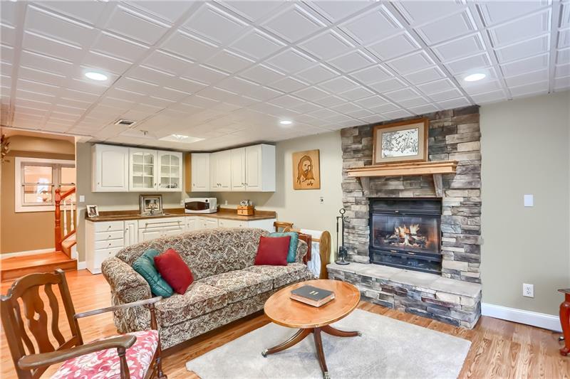565 Hollow Road Enon Valley, PA 16120 - Photo 21 of 25 Gallery Image 21