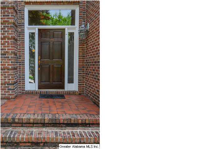 2052 Magnolia Ridge Birmingham, AL 35243 - Photo 2 of 32