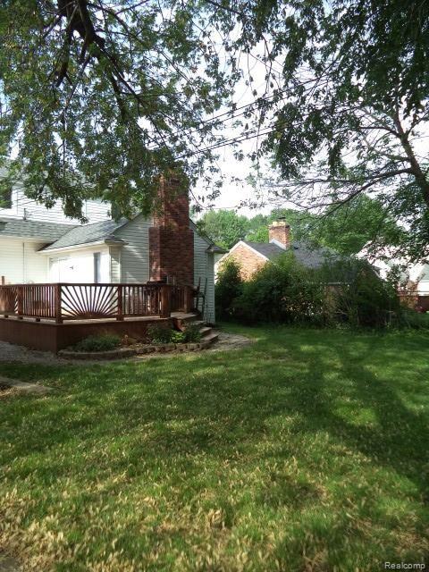 1582 Hawthorne Road Grosse Pointe, MI 48236 - Photo 36 of 36 Hawthorne (6).jpg