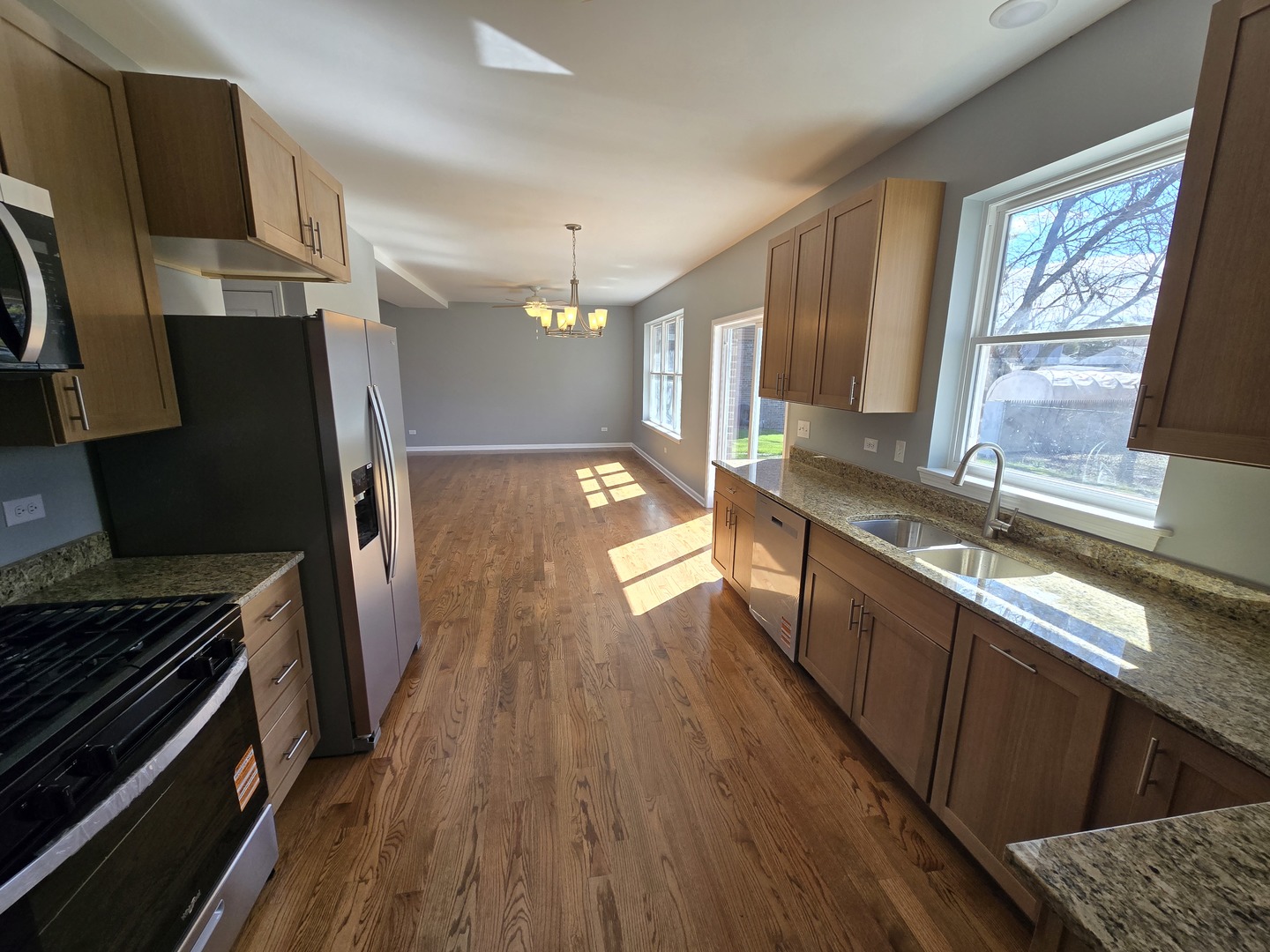 4 Joseph Court Midlothian, IL 60445 - Photo 11 of 47