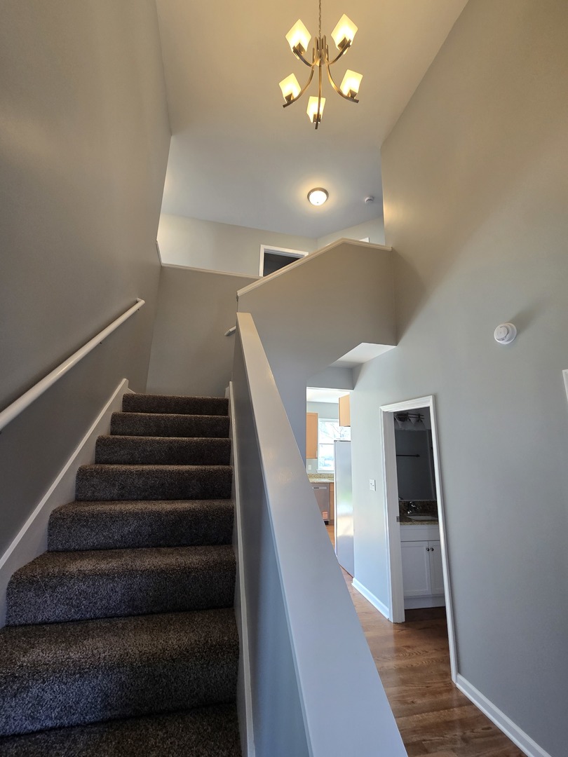 4 Joseph Court Midlothian, IL 60445 - Photo 2 of 47