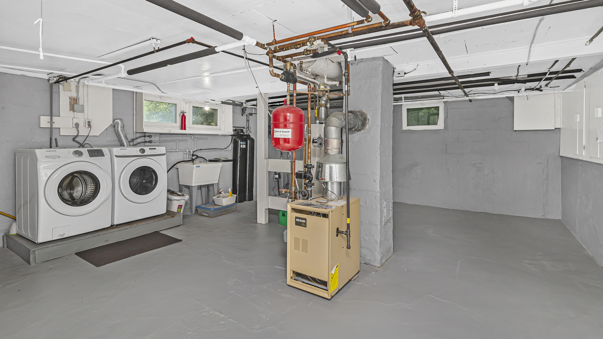 26058 West Rollins Road Ingleside, IL 60041 - Photo 14 of 18 a utility room with dryer and washer