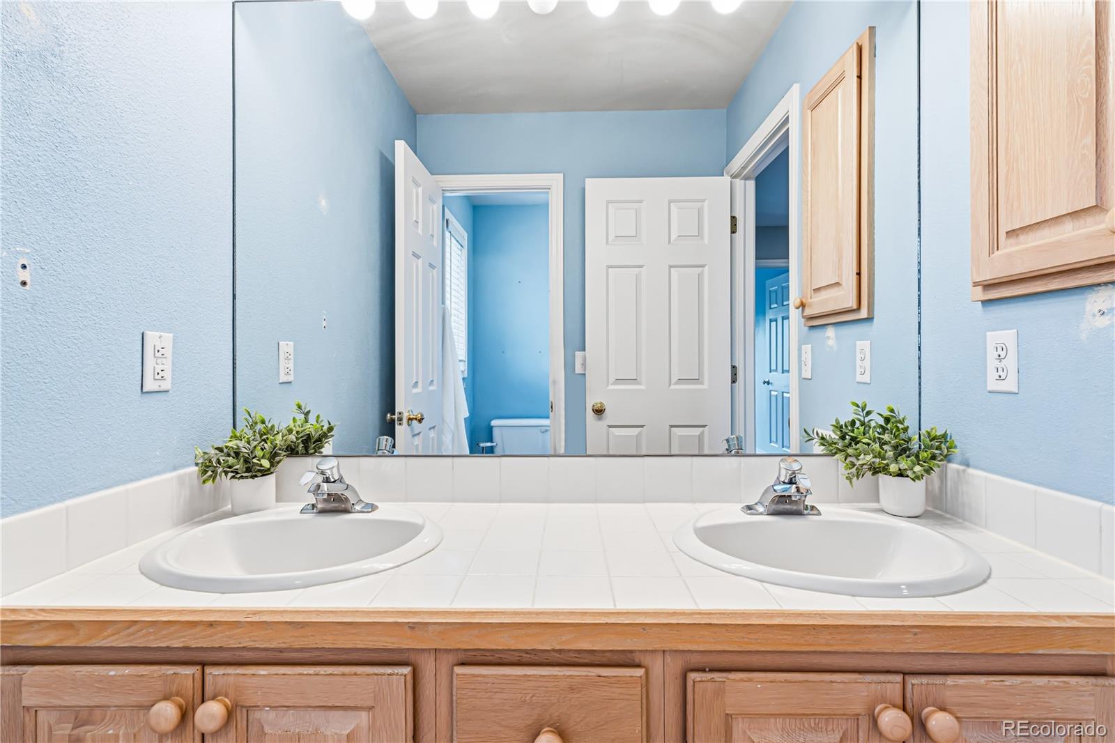 8587 Thunderbird Road Parker, CO 80134 - Photo 21 of 41