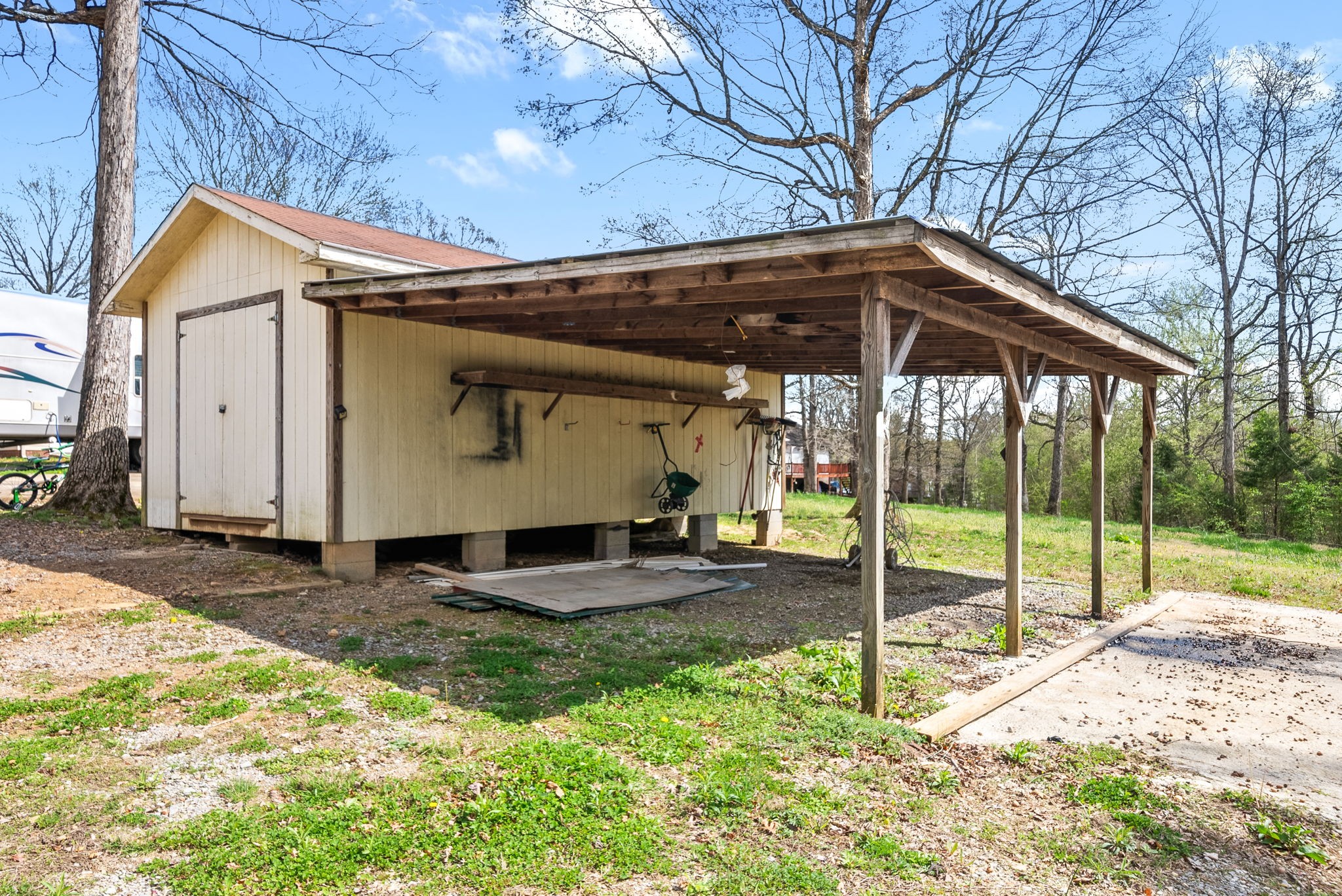 135 Carl Taylor Road Tennessee Ridge, TN 37178 - Photo 31 of 41