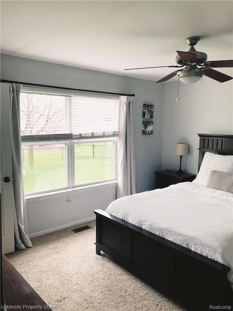 52250 Rivard Road New Baltimore, MI 48047 - Photo 11 of 27 unnamed32.jpg