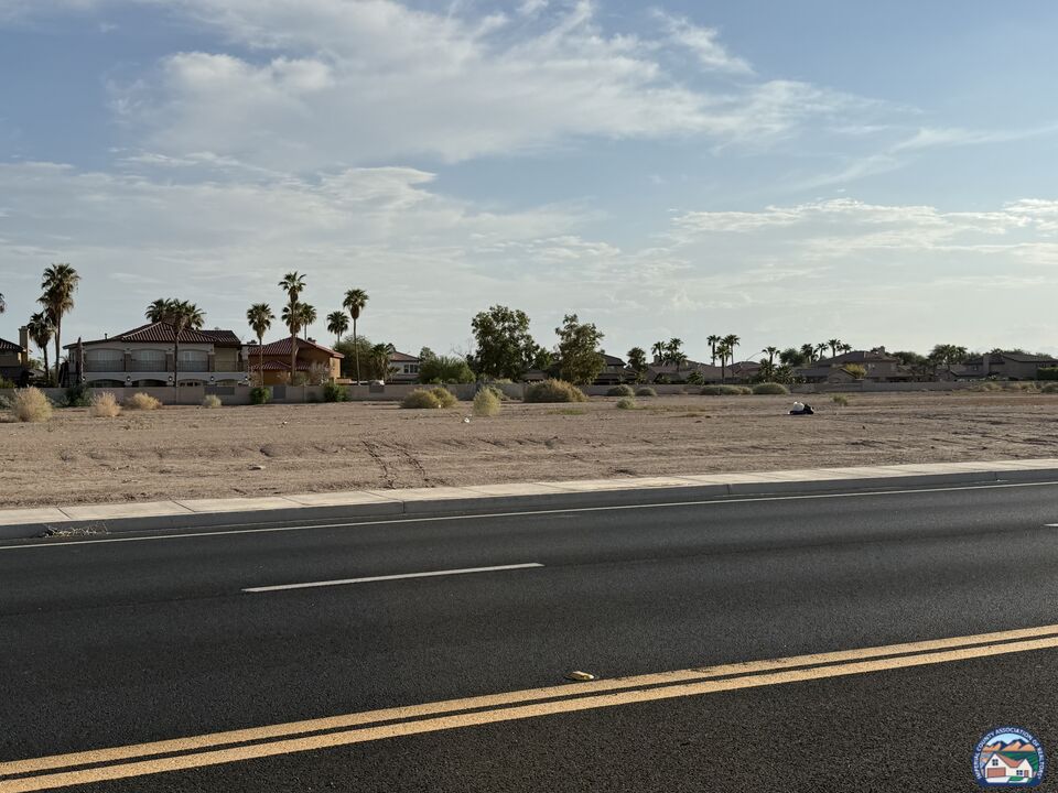 1000 East Cole Road Calexico, CA 92231 - Photo 7 of 10 Gallery Image 7