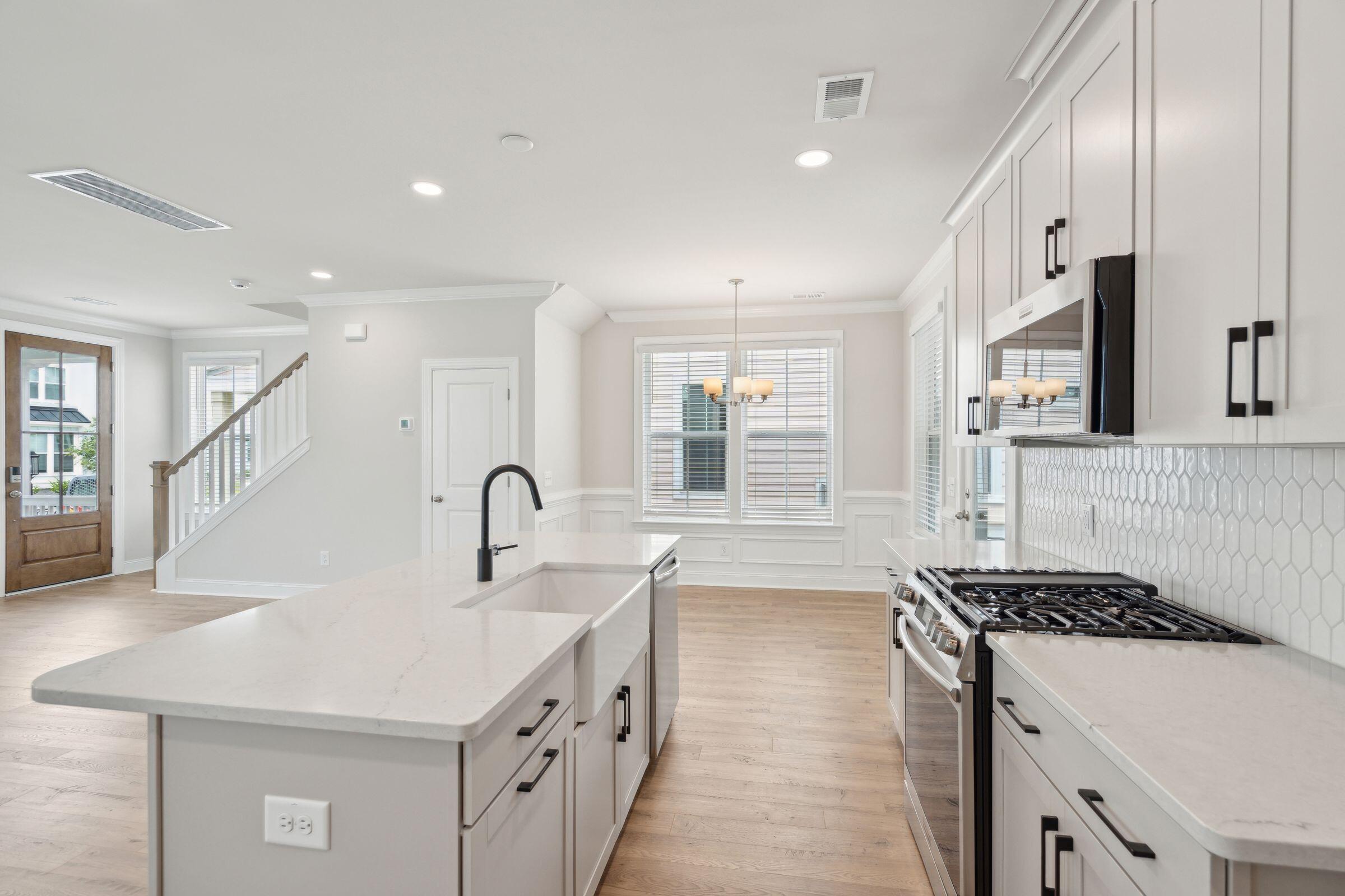 703 Minton Road Charleston, SC 29412 - Photo 7 of 31 Similar Finished Homes (22)