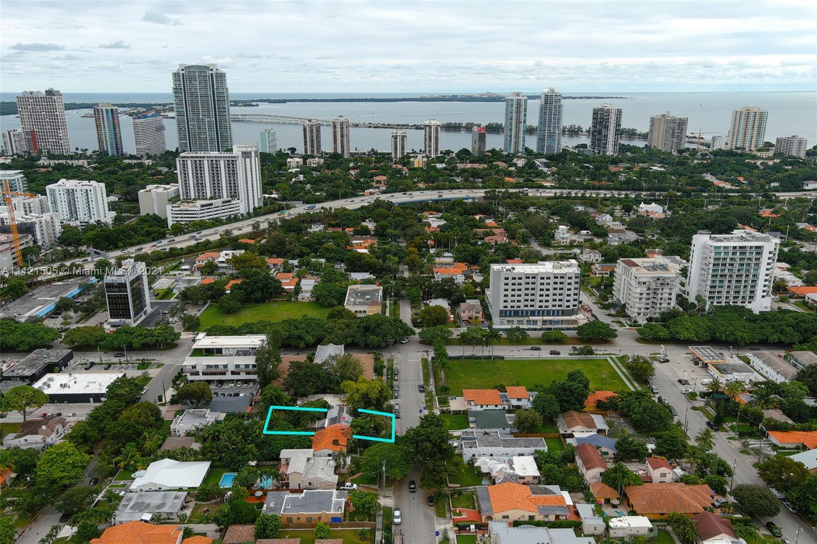 331 Southwest 19th Road Miami, FL 33129 - Photo 22 of 22 a city view