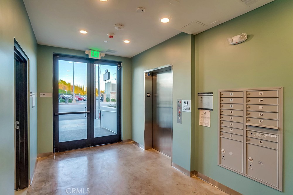 6015 Woodman Avenue, Unit 301 Van Nuys, CA 91401 - Photo 29 of 34