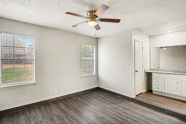 $1,845 | 2705 Warren Lane, Fort Worth, TX 76112