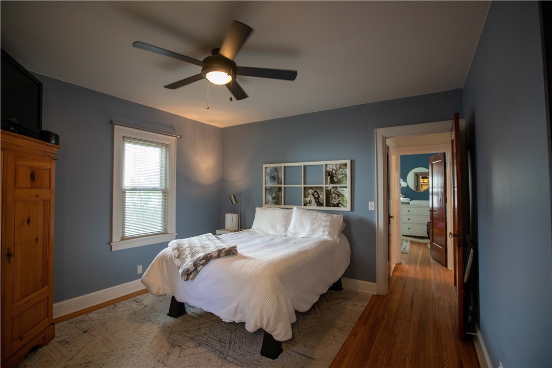 202 Kiniry Drive Irondequoit, NY 14609 - Photo 20 of 43 Going upstairs