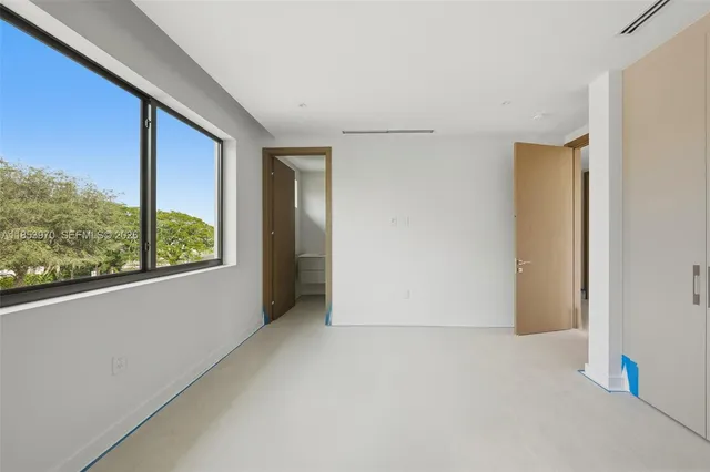 $5,500,000 | 7400 Southwest 127th Street, Pinecrest, FL 33156