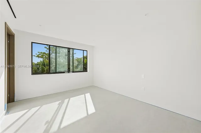 $5,500,000 | 7400 Southwest 127th Street, Pinecrest, FL 33156