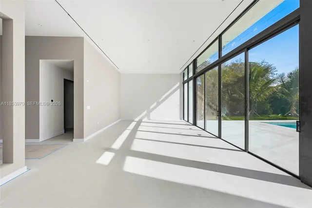 $5,500,000 | 7400 Southwest 127th Street, Pinecrest, FL 33156