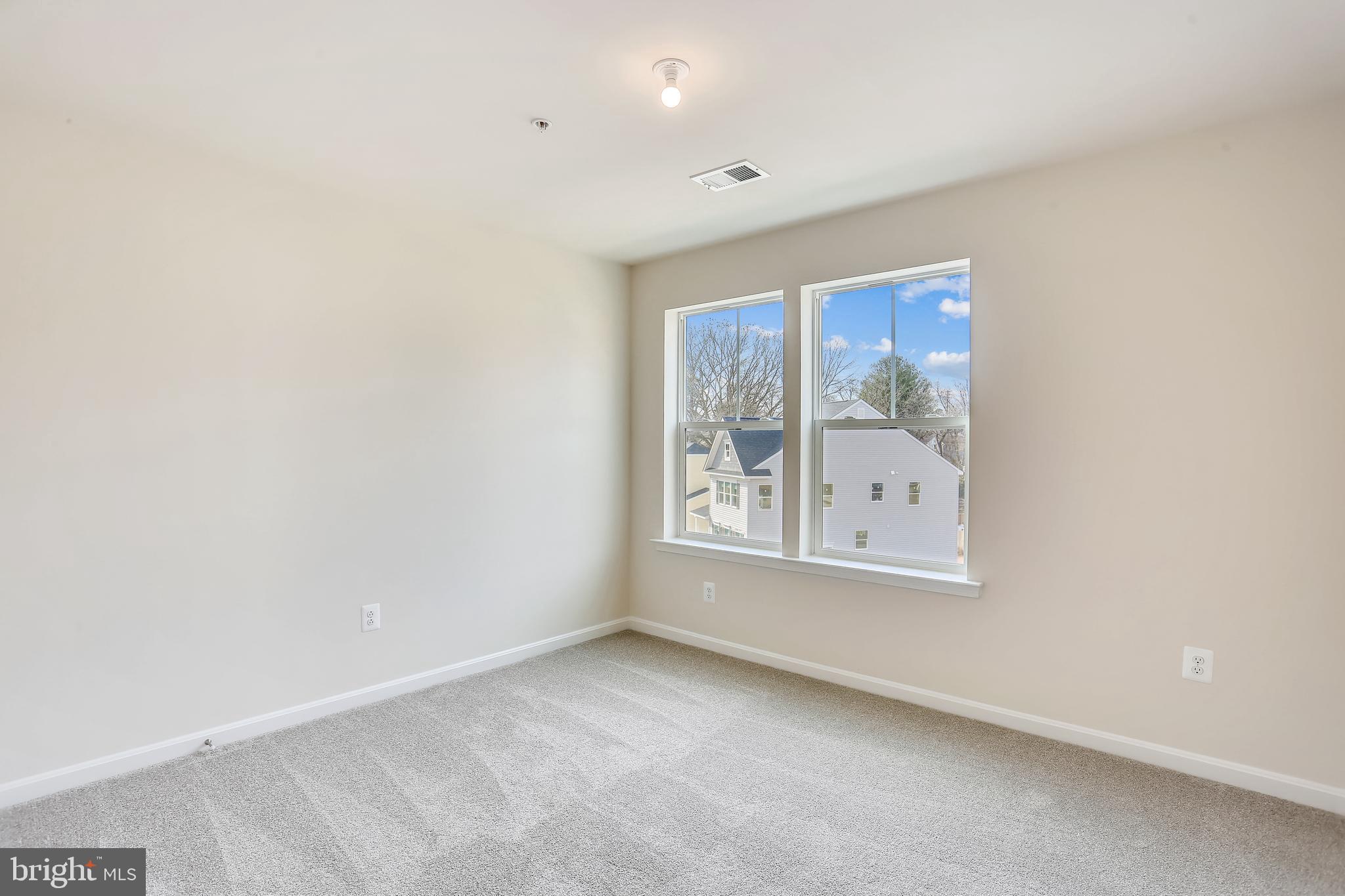 Cornfield Road Pasadena, MD 21122 - Photo 24 of 37 an empty room with a window
