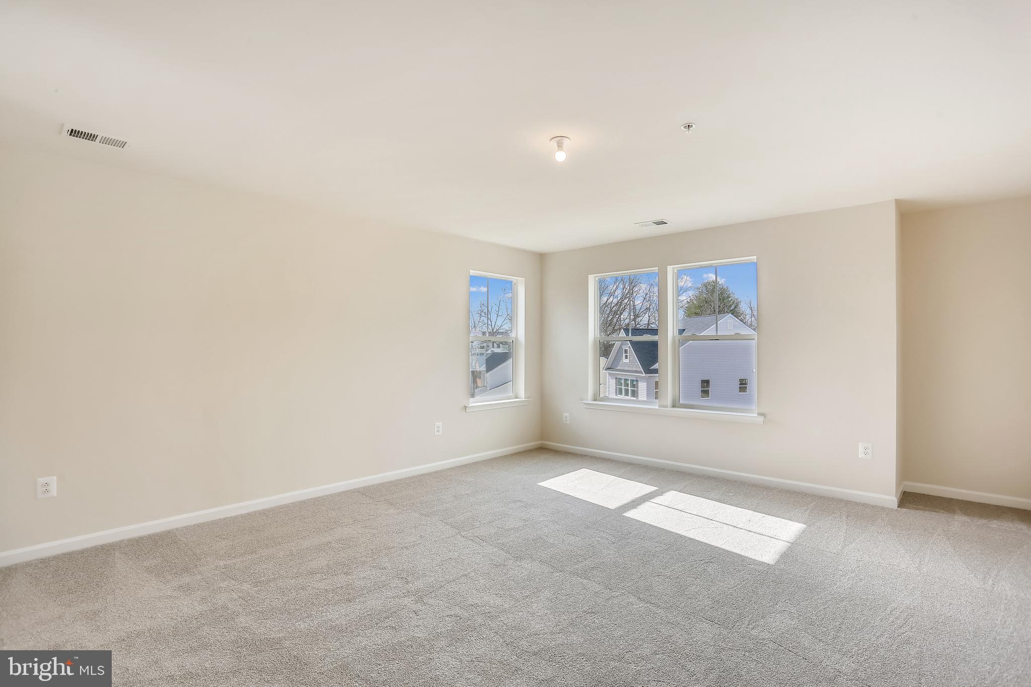 Cornfield Road Pasadena, MD 21122 - Photo 28 of 37 an empty room with a window