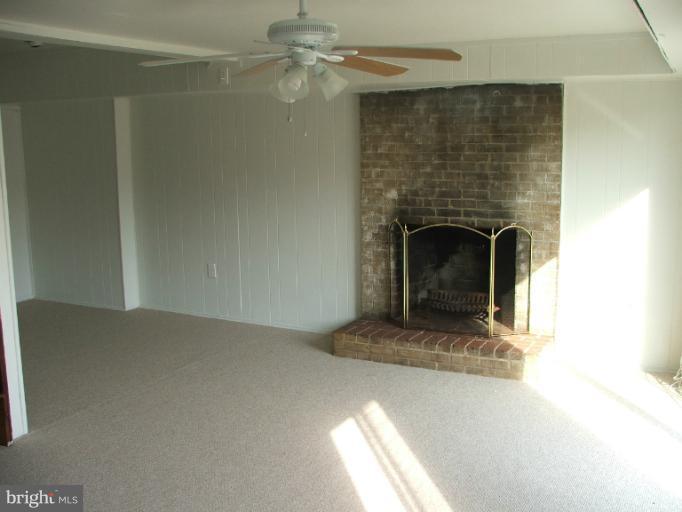 7420 Pohick Road Lorton, VA 22079 - Photo 15 of 23 Family Room
