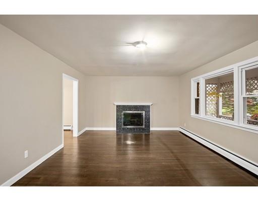 12 Colt Road Franklin, MA 02038 - Photo 7 of 29 Gallery Image 7