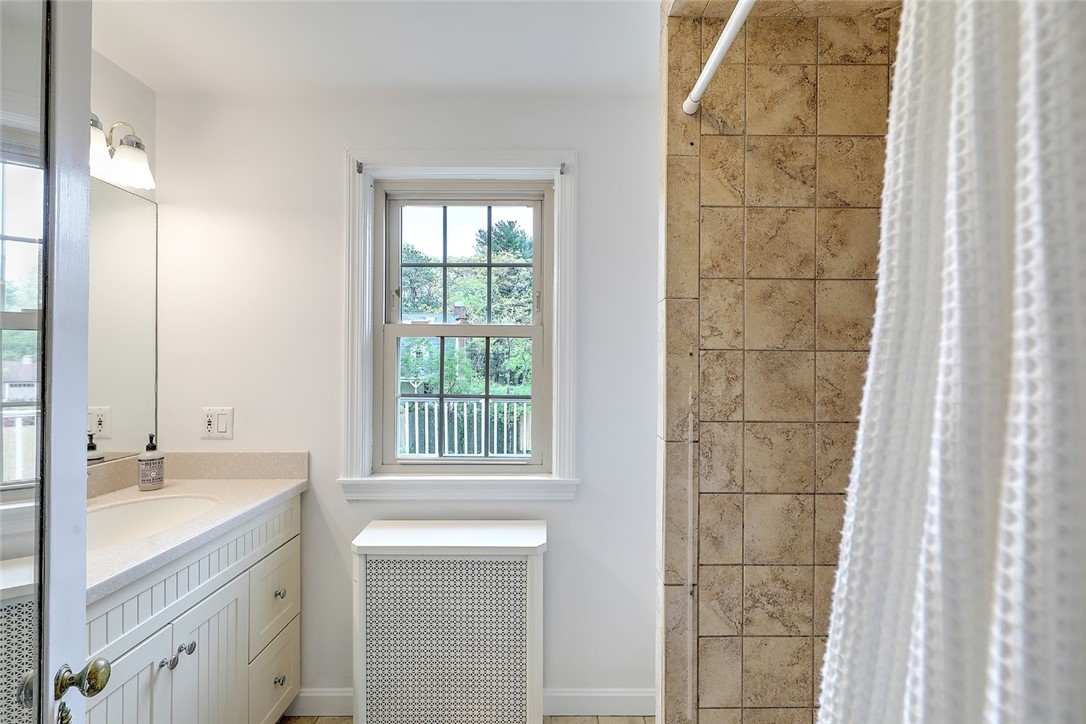 72 Anawan Road Pawtucket, RI 02861 - Photo 31 of 49 Gallery Image 31