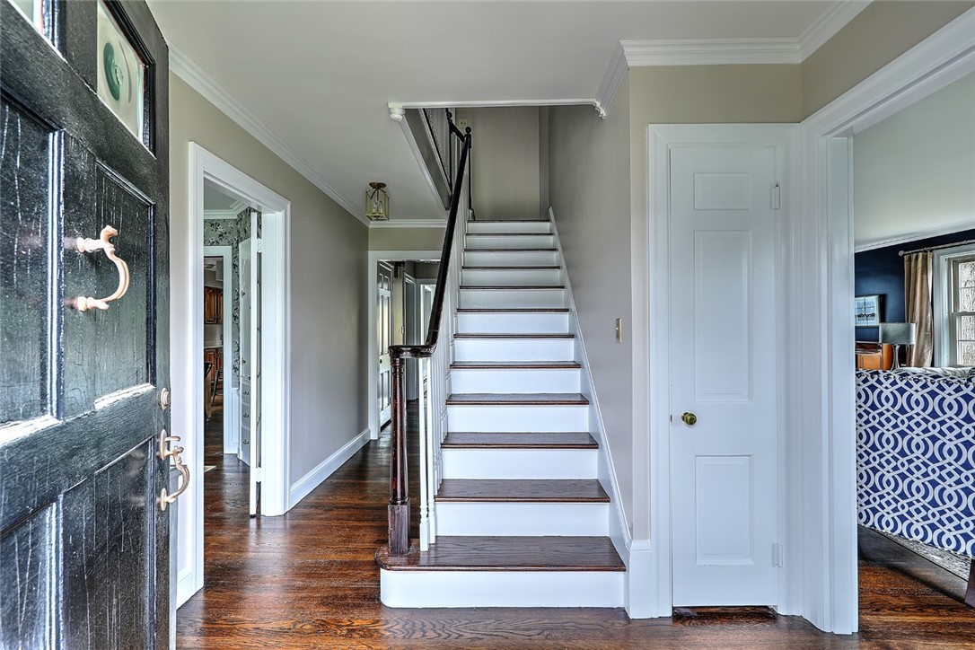 72 Anawan Road Pawtucket, RI 02861 - Photo 6 of 49 Gallery Image 6