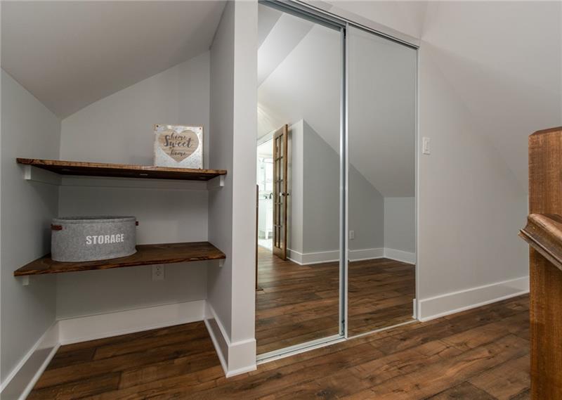 3553 Brodhead Road Monaca, PA 15061 - Photo 13 of 25 Sweet little nooks and crannies.....