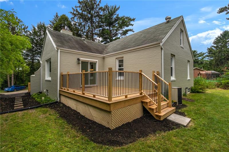 3553 Brodhead Road Monaca, PA 15061 - Photo 17 of 25 Walk way from the front yard.....