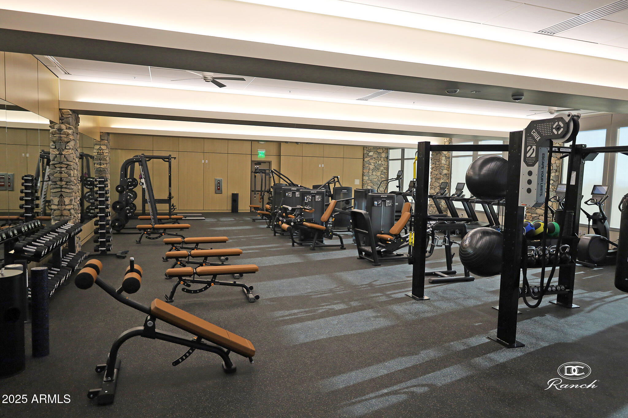 9190 East Hoverland Road Scottsdale, AZ 85255 - Photo 29 of 35 a view of a room with gym equipment