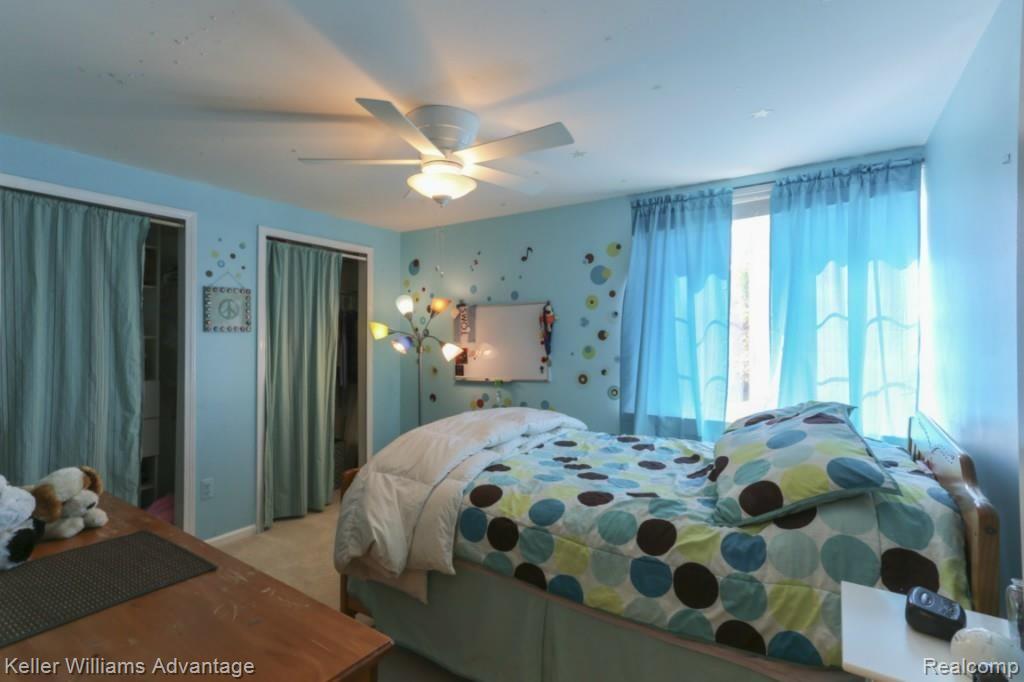 42090 Waterfall Road Northville, MI 48168 - Photo 26 of 41 30_Waterfall_42090.jpg