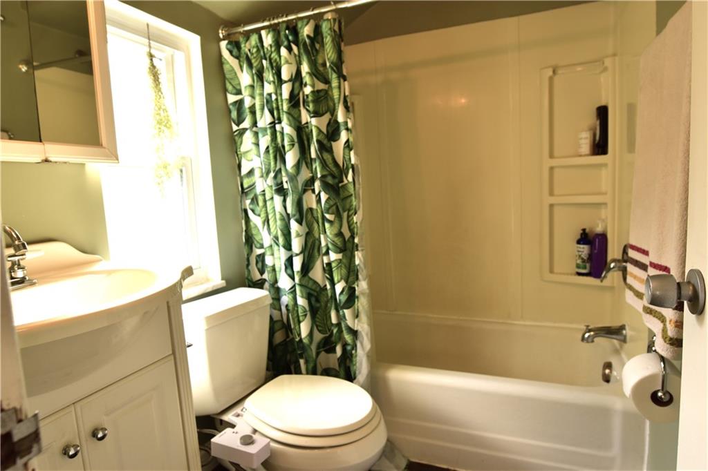 7175 Shannon Road Penn Hills, PA 15147 - Photo 13 of 17 Gallery Image 13