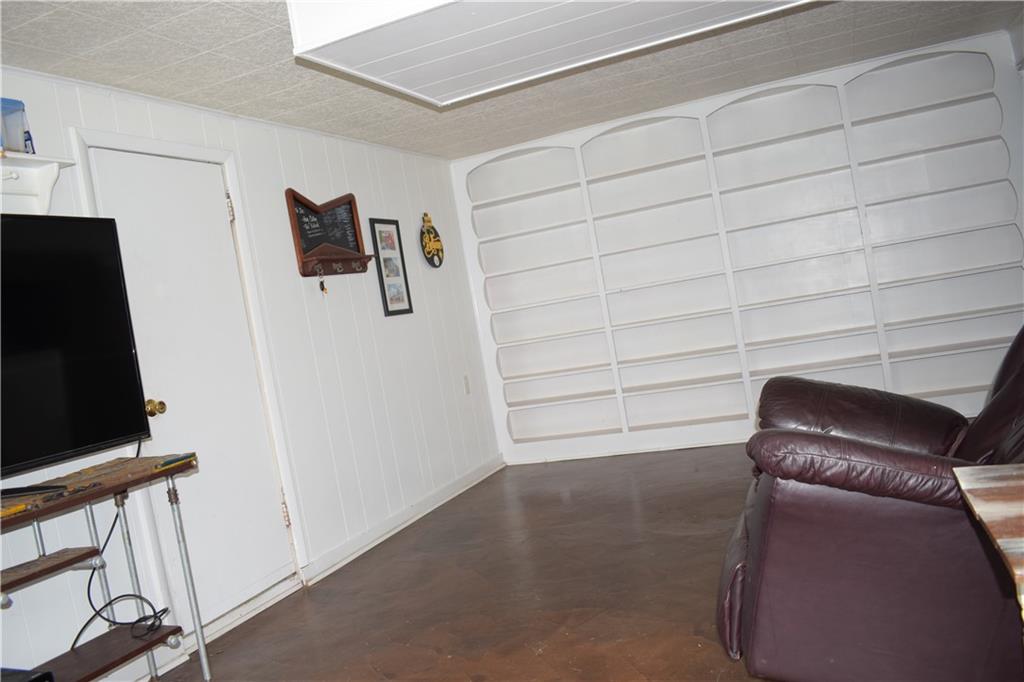 7175 Shannon Road Penn Hills, PA 15147 - Photo 16 of 17 Gallery Image 16