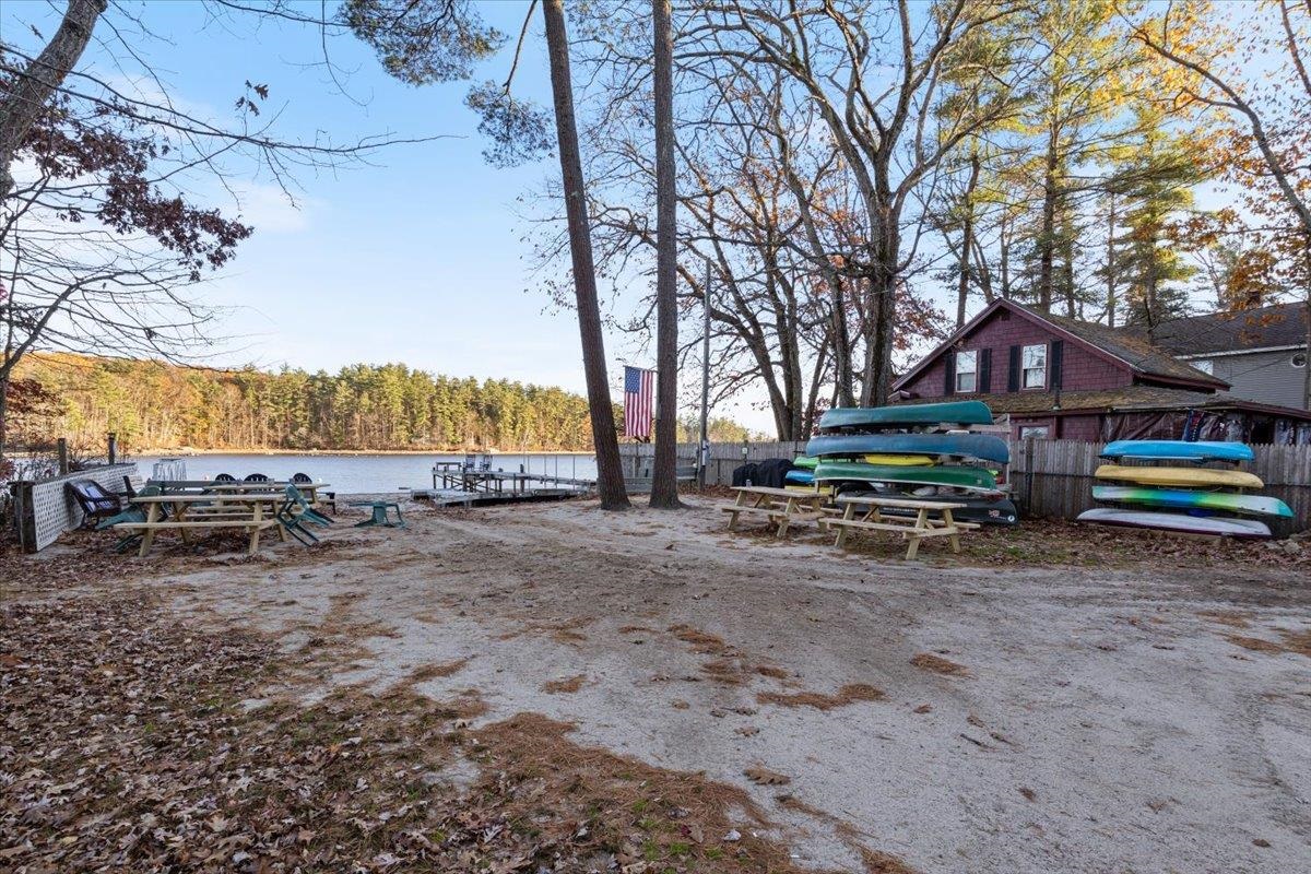 614 Collettes Grove Road Derry, NH 03038 - Photo 20 of 32
