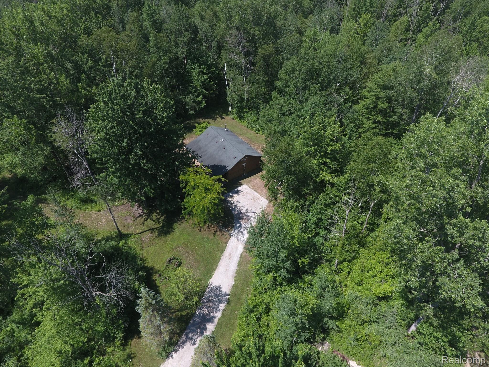 3144 Cat Lake Road Caro, MI 48723 - Photo 7 of 24 DJI_0008.JPG