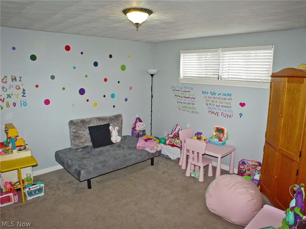 125 Reeves Drive Wellsburg, WV 26070 - Photo 20 of 23 Gallery Image 20