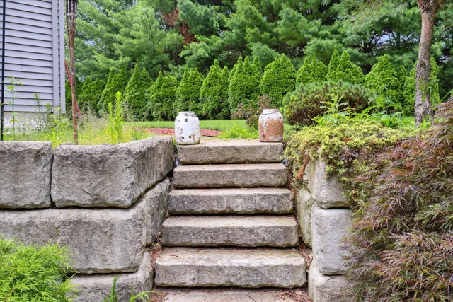 $729,900 | 6783 Cathedral Court, Alto, MI 49302