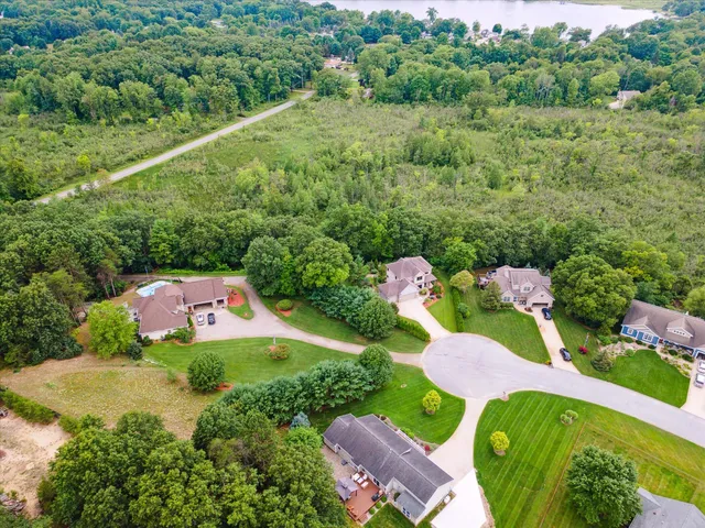 $729,900 | 6783 Cathedral Court, Alto, MI 49302