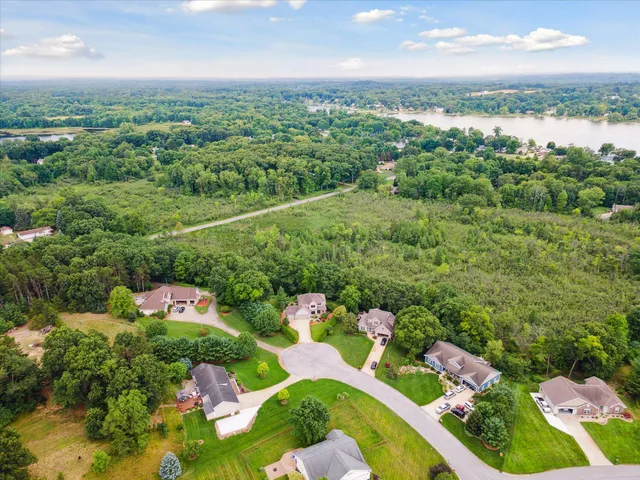 $729,900 | 6783 Cathedral Court, Alto, MI 49302