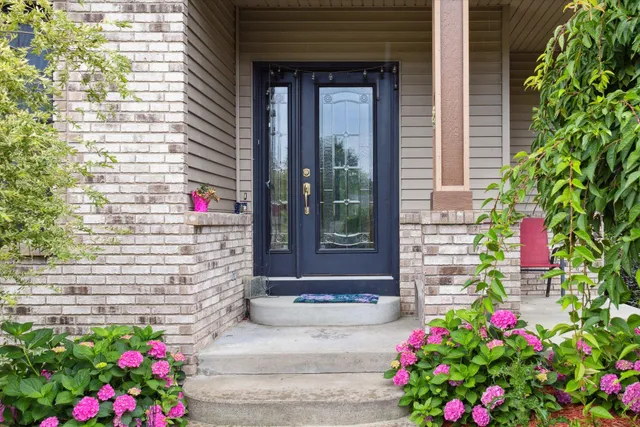 $729,900 | 6783 Cathedral Court, Alto, MI 49302